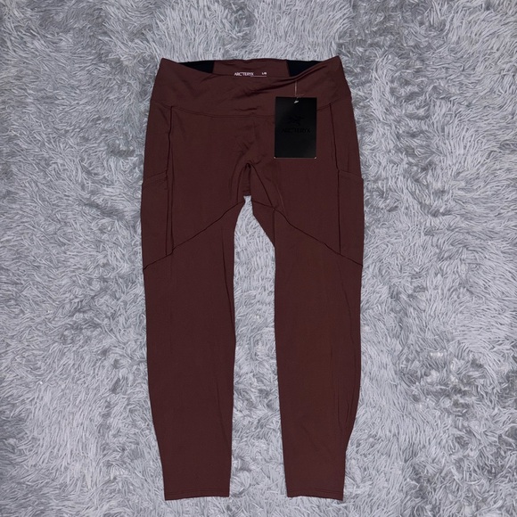 Arc'teryx Pants - Arc'teryx Women's Leggings in Rich Brown